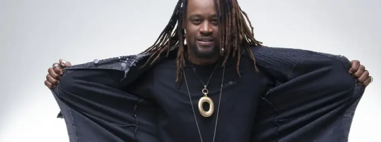 Toni Garrido apresenta show “Baile Free” em São Paulo