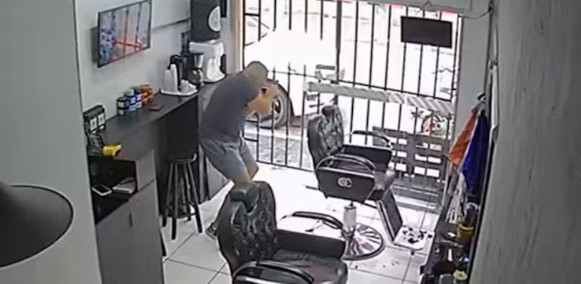 PM de folga reage a tentativa de roubo no Sacomã; suspeito morre após confronto